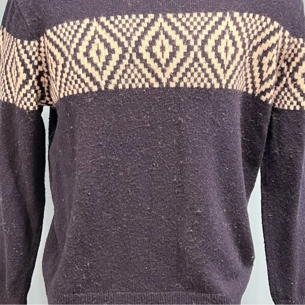Men’s J Crew Always Intarsia Wool Fisherman Crew Neck Sweater Large Navy - Picture 2 of 10